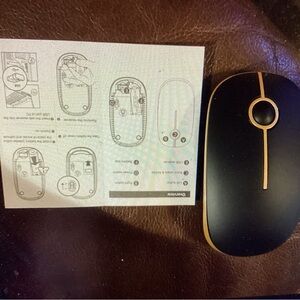 Black and Gold Wireless Mouse 2.4G